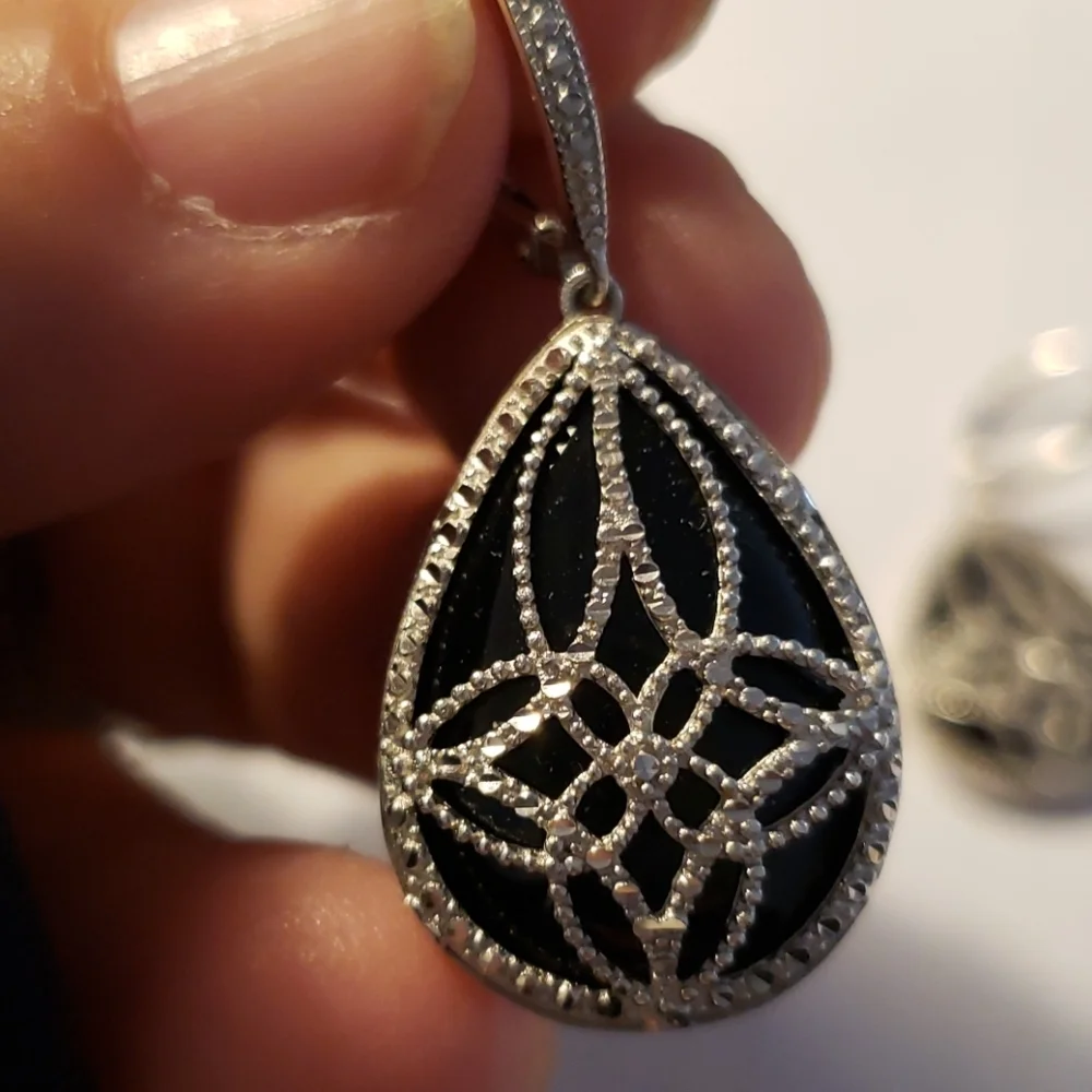 Sterling Silver/CZ earrings - Picture 5 of 5